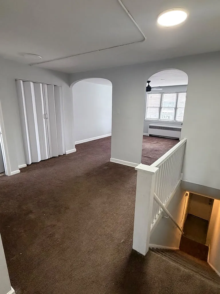 2 bed, $1,400 — Photo 2