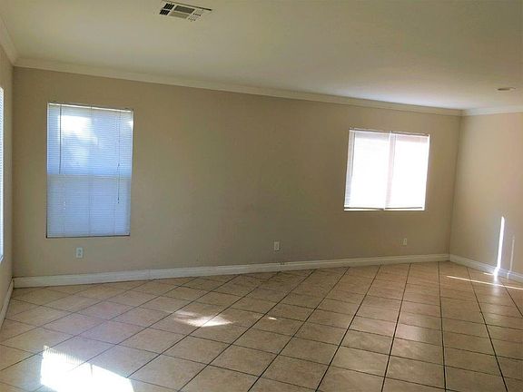 3rd image of 13730 Colorado Ln