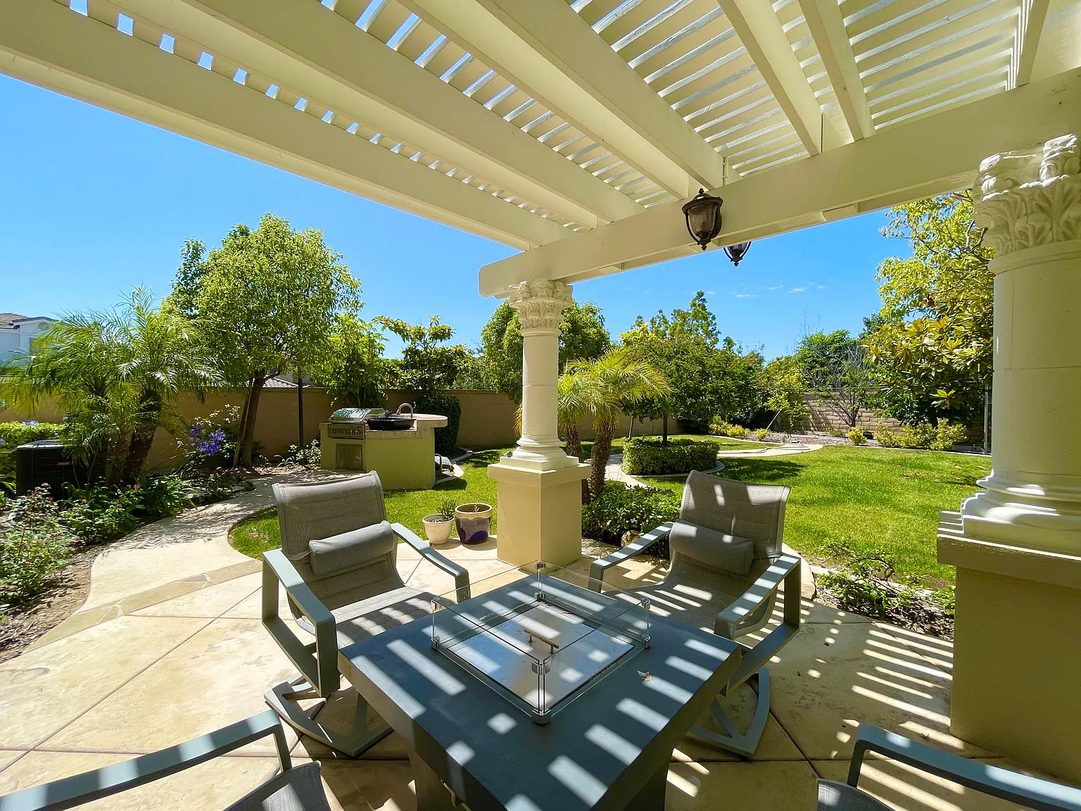 4 bed, 2691 sqft, $6,548 — Photo 2