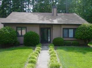 8005 Brown Bark Pl, Raleigh, NC 27615