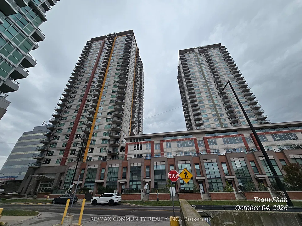 25 Town Centre Ct #LPH01