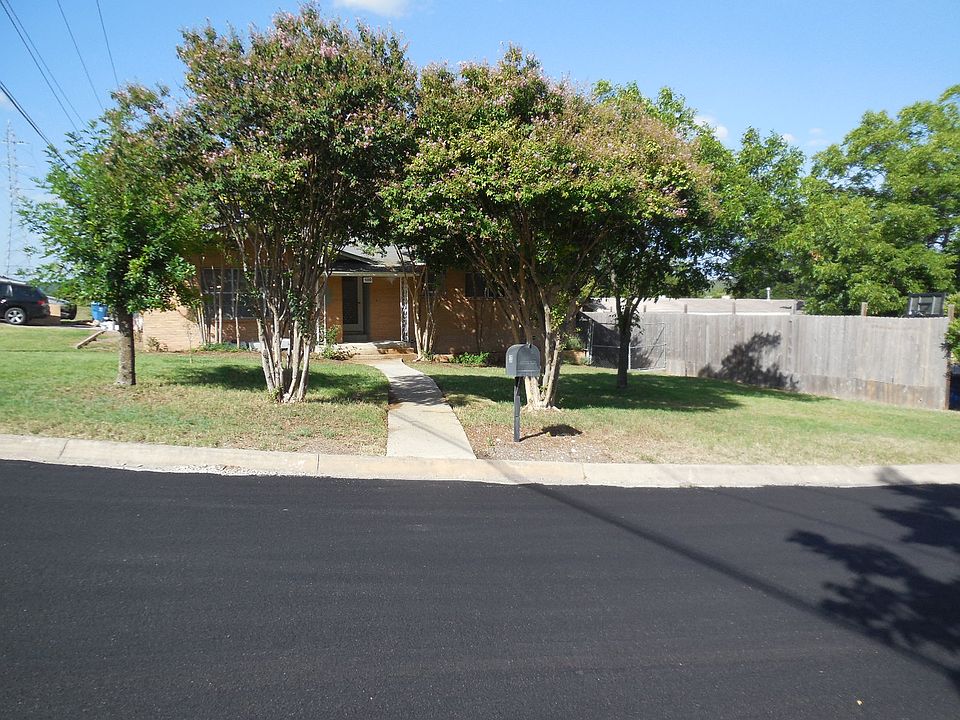 1st image of 500 Fawn Dr