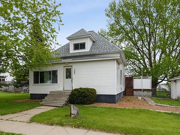 2nd image of 105 1st St