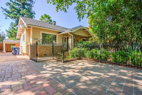 3440 H St Photo 1