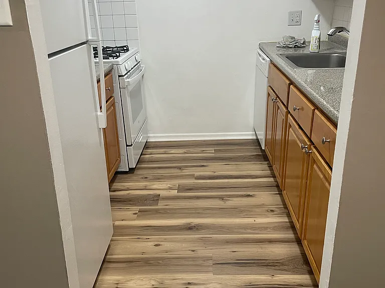 9485 Woodbridge Rd #B — Photo 10