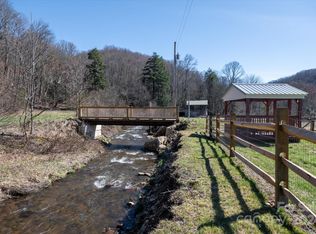 2626 Puncheon Fork Rd, Mars Hill, NC 28754