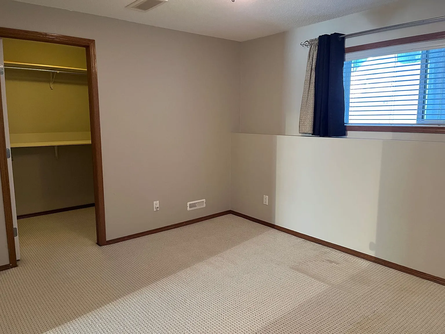 12 Avery Street Red Deer — Photo 4