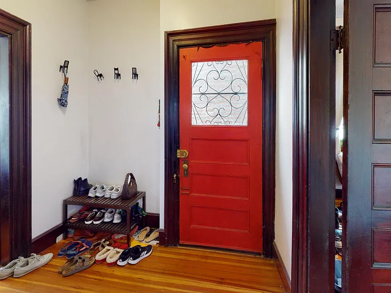 8 Davenport St #4 — Photo 15