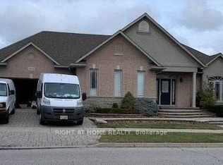 2031 Oxford Ave, Oakville, ON L6H 7A6