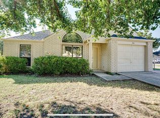 106 Marvin Gdns, Waxahachie, TX 75165