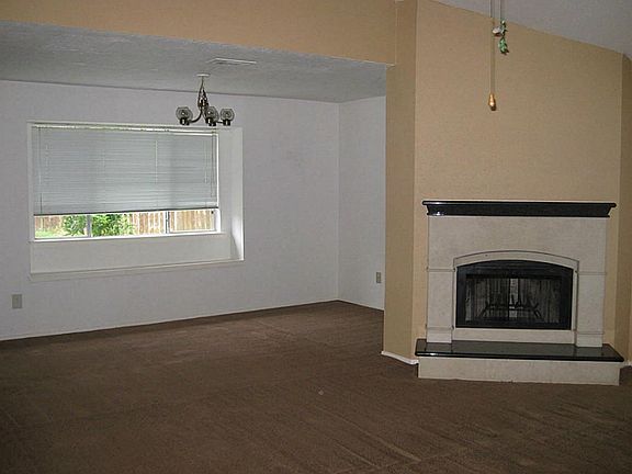 5th image of 12706 Old Manse Ct