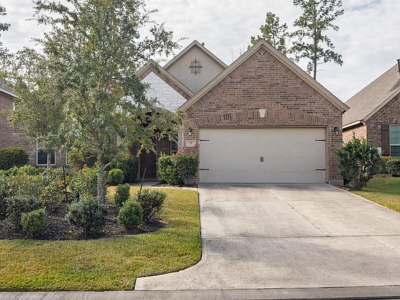 2nd image of 19 Garden Path Pl