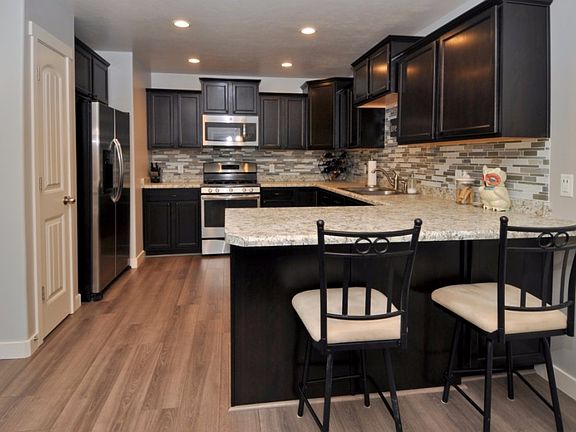 5th image of 14303 S Draper Hill Dr