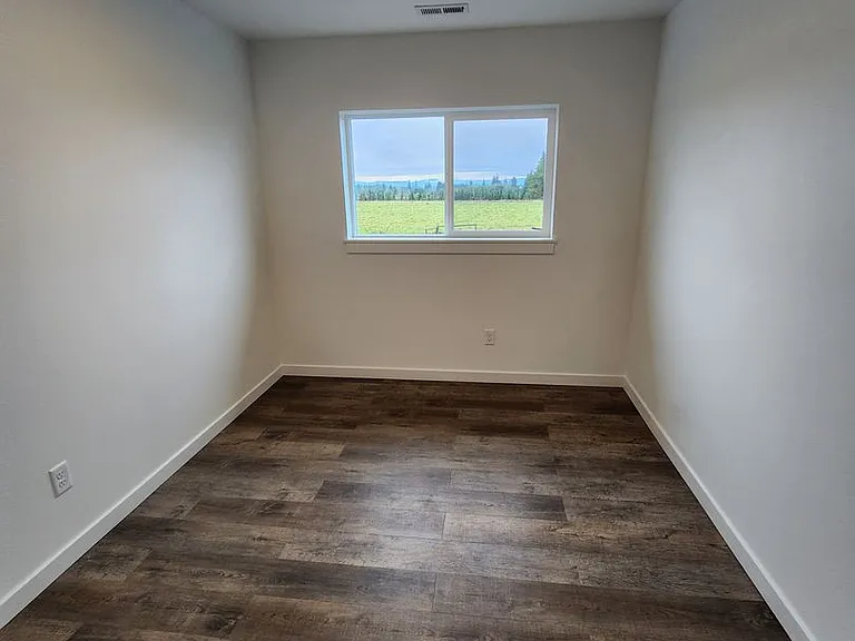1010 Peach Rd — Photo 9