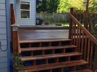 10205 SW Stuart Ct, Tigard, OR 97224