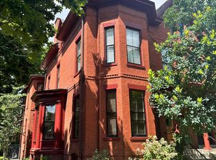 56 Thomas St, Portland, ME 04102