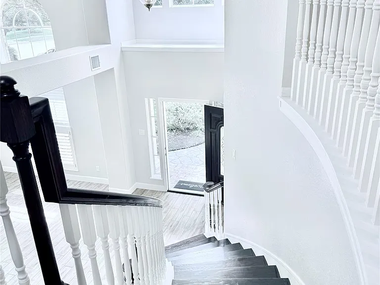 5711 Silver Bay Ct — Photo 29