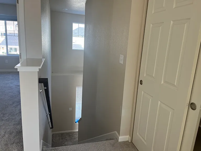 2465 Andrew Dr — Photo 26