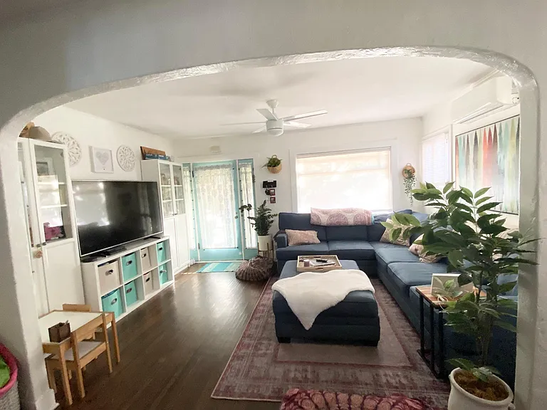 533 S Walnut Ave — Photo 4