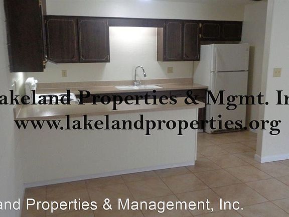 3rd image of 815 W Carole St APT 5
