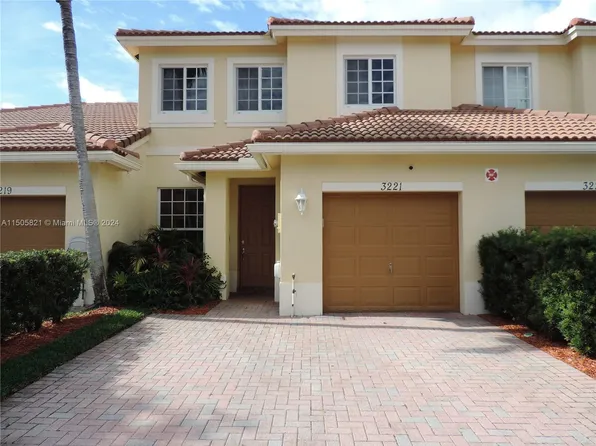 3221 NW 32nd Ter, Oakland Park, FL 33309