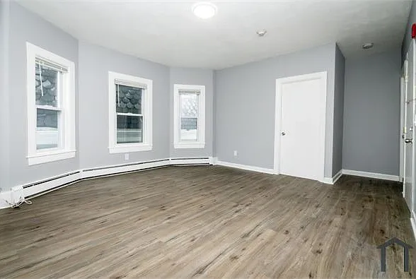 25 W Wyoming Ave #6 — Photo 6
