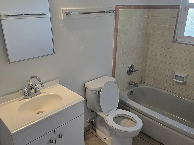 2848 Del Paso Blvd #6 — Photo 5