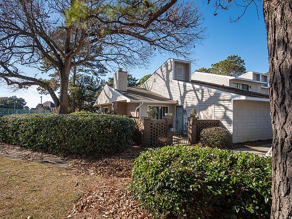 4th image of 101 Bay Court