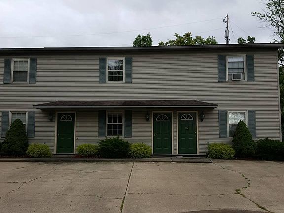 3rd image of 8 Sunrise Dr APT A