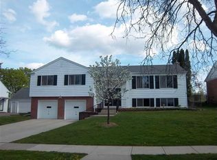 1205 Glen Leven Rd, Ann Arbor, MI 48103