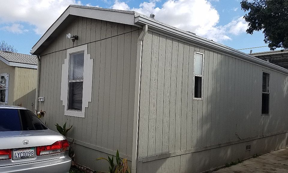 1st image of 850 W Mission Blvd Trailer D16