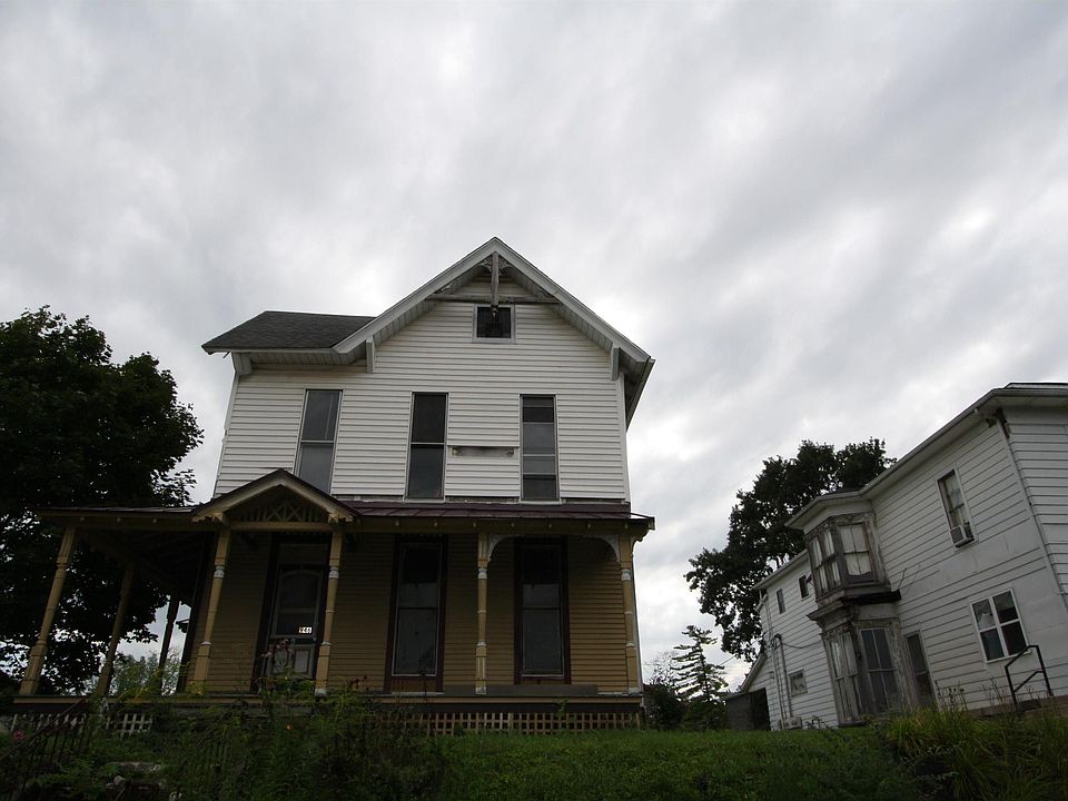 1st image of 946 N Jefferson St