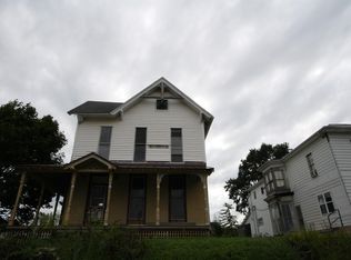 946 N Jefferson St, Huntington, IN 46750