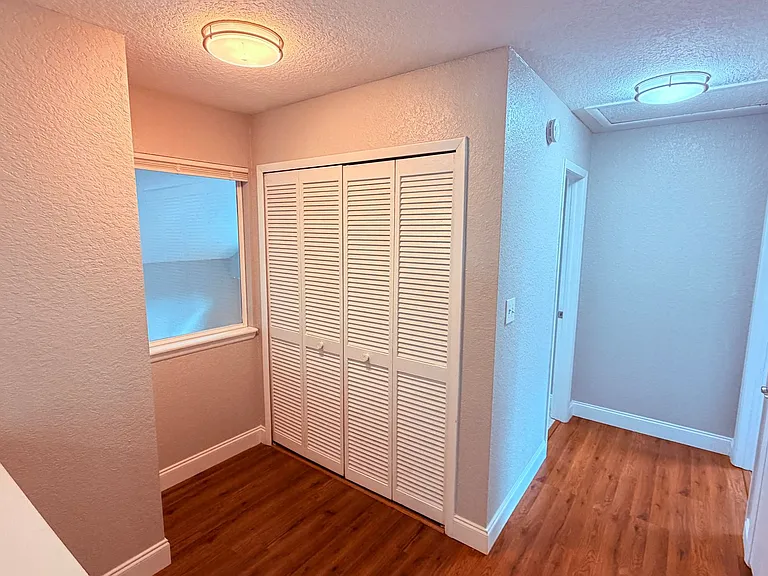 3640 S Saint Lucie Dr — Photo 11