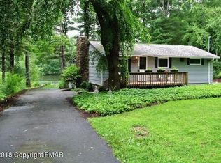167 E Shore Dr, Dingmans Ferry, PA 18328