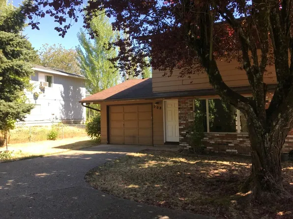 208-210 SW Wallula Ave, Gresham, OR 97080