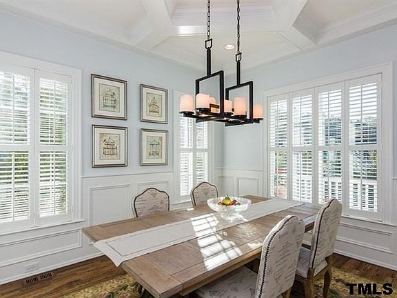 4th image of 315 Kinsale Dr
