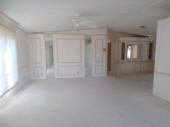 5th image of 275 Catamaran Ct