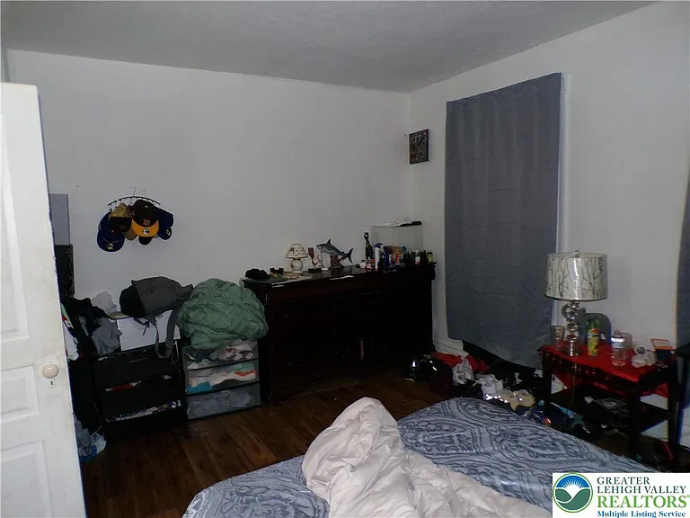 111 Ridge Ave — Photo 6
