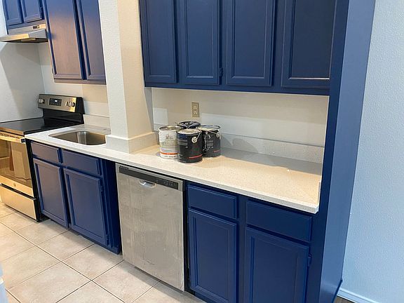 5th image of 7460 Woodlawn Ave NE #7462