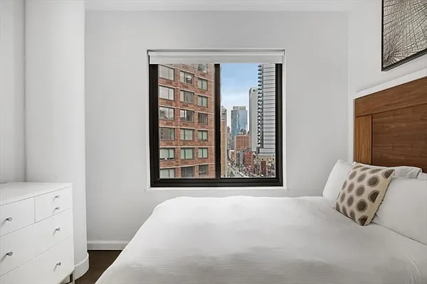 Rented by REAL New York | media 5