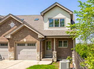 857 Illinois St, Lemont, IL 60439