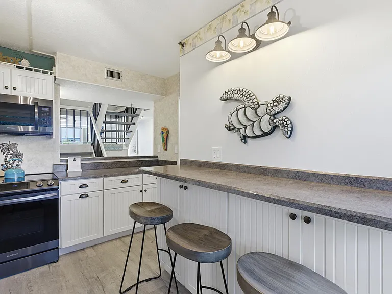 355 S Ocean Dr #106 — Photo 12