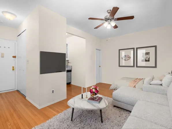 160 East 91st Street image 1 of 5