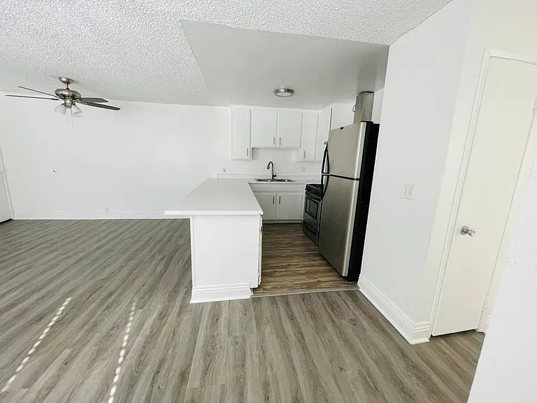 Troy Terrace Apartments — Photo 6