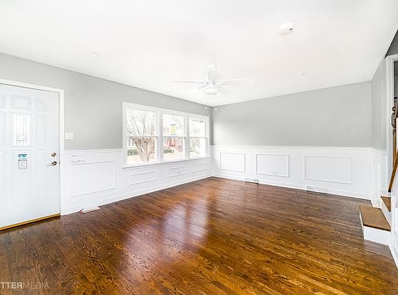 3rd image of 1425 Gunderson Ave