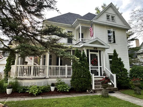 126 South Lake STREET, Elkhart Lake, WI 53020