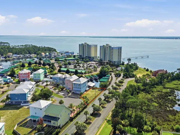 1041 Lighthouse Lagoon Ct, Panama City Beach, FL 32407