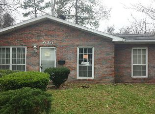 929 S 7th St, Fernandina Beach, FL 32034