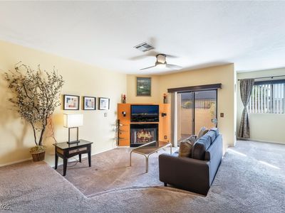 4425 Woodpine Dr UNIT 104, Paradise, NV, 89119